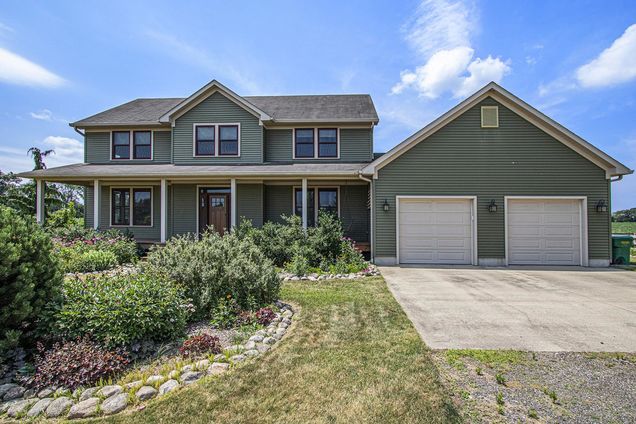 2160 Portage Road Niles, MI House Active - Photo 1 of 42. Opens carousel modal