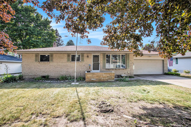 2256 Lynn Drive St. Joseph, MI House Active - Photo 1 of 25. Opens carousel modal