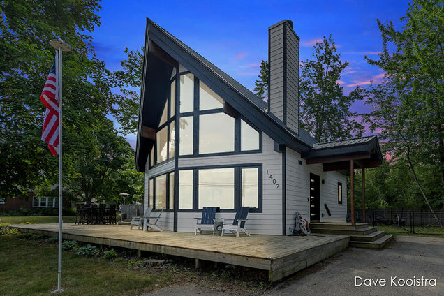 1407 Sunnyside Drive Cadillac, MI House Active - Photo 1 of 36. Opens carousel modal