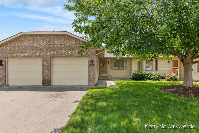 6084 Crystal Drive