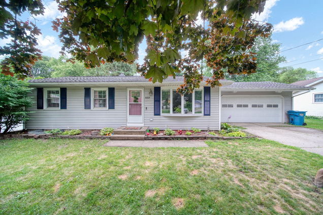 4015 Rodman Drive
