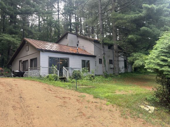 1769 W Leinaar Road Delton, MI House Active - Photo 1 of 21. Opens carousel modal