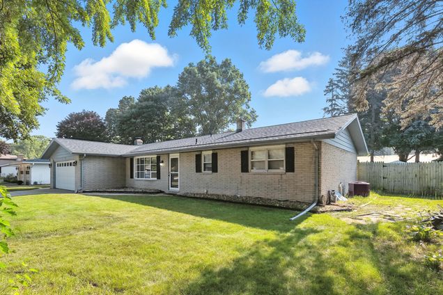 4159 Browning Drive St. Joseph, MI House Active - Photo 1 of 26. Opens carousel modal