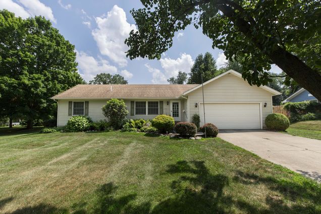 710 Nieb Street Niles, MI House Active - Photo 1 of 38. Opens carousel modal