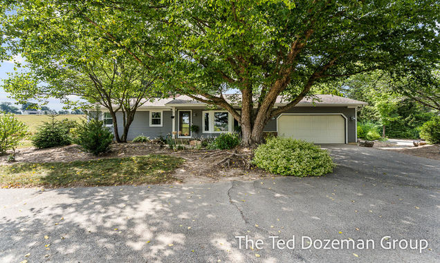 280 24th Avenue Hudsonville, MI House Active - Photo 1 of 59. Opens carousel modal