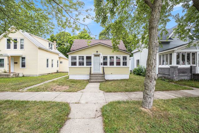 780 Catherine Avenue Muskegon, MI House Active - Photo 1 of 19. Opens carousel modal