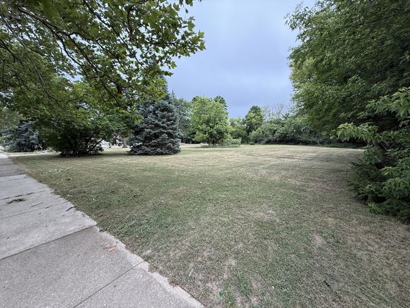 1229 44th Street SE Grand Rapids, MI Plot of land Active - Photo 1 of 16. Opens carousel modal