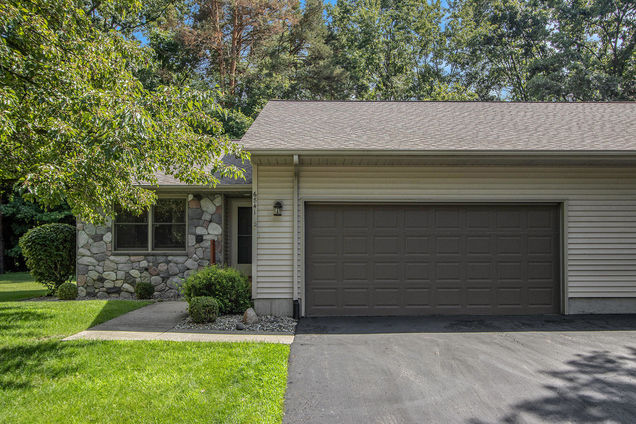 6841 Birdsong Avenue Kalamazoo, MI Condo Active - Photo 1 of 22. Opens carousel modal