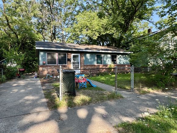 1975 Clinton Street Muskegon, MI House Active - Photo 1 of 9. Opens carousel modal