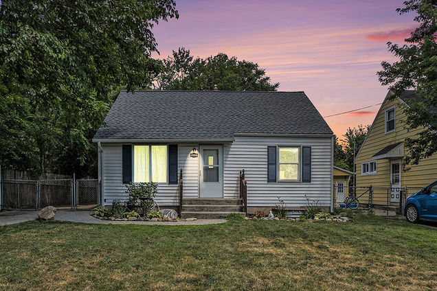 4000 Costa Avenue NE Grand Rapids, MI House Active - Photo 1 of 24. Opens carousel modal