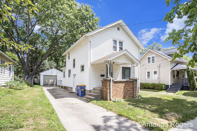 1130 Spring Avenue NE Grand Rapids, MI House Active - Photo 1 of 20. Opens carousel modal