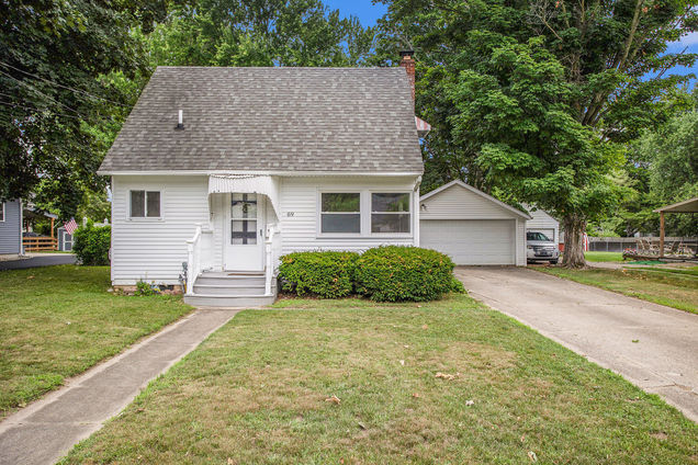 69 Balfour Drive