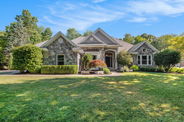 2561 Hunter Green Court SE Grand Rapids, MI House Active - Photo 1 of 39. Opens carousel modal