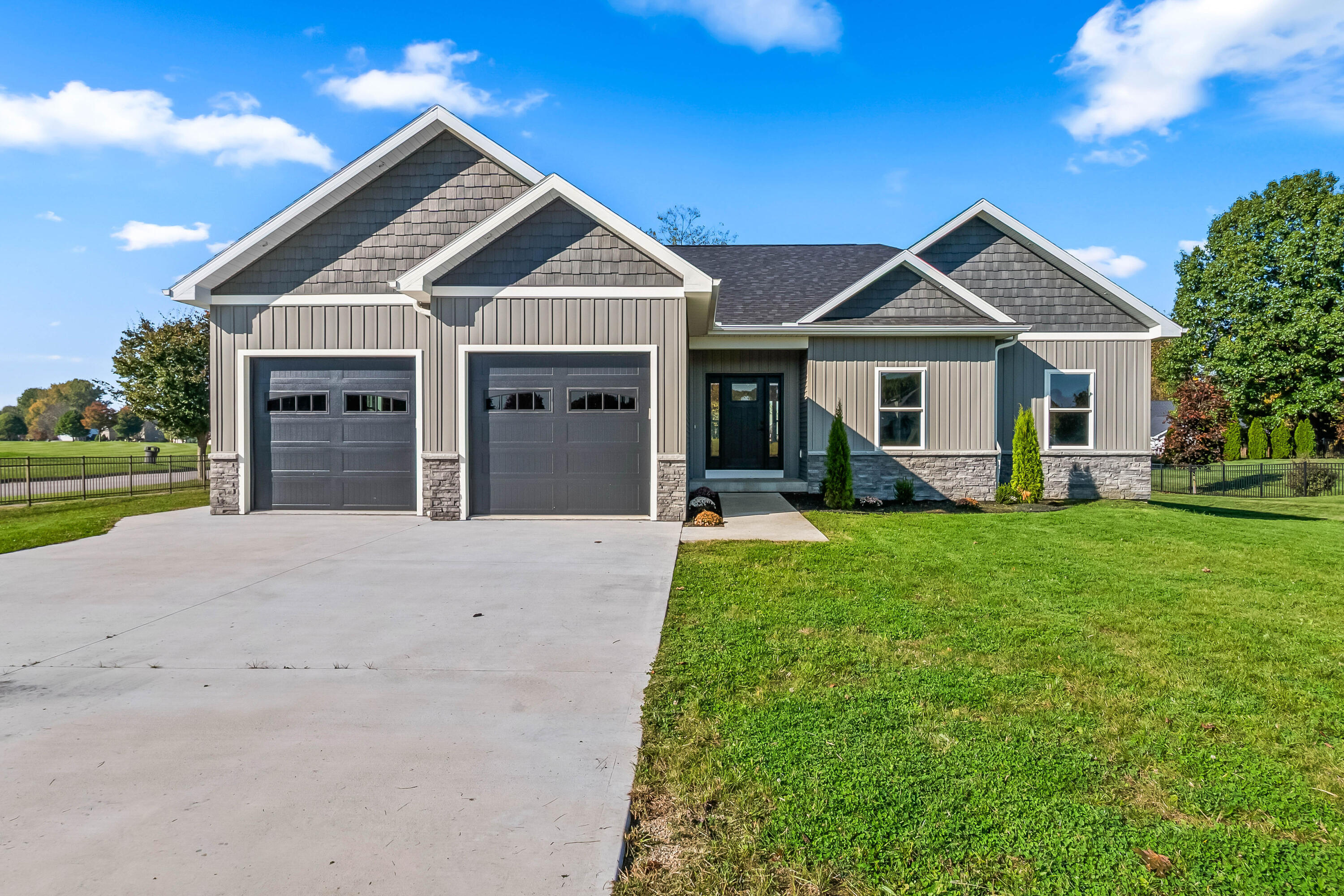 7 Arrowhead Dr, Coldwater, MI 49036 | MLS# 26056443