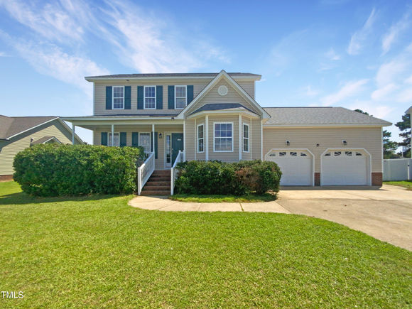 137 Woodglen Drive Clayton, NC House Sold - Photo 1 of 22. Opens carousel modal