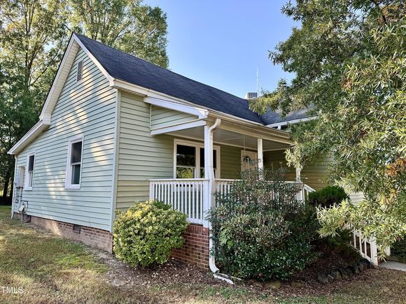 9 Ratcale Lane Durham, NC House Sold - Photo 1 of 35. Opens carousel modal