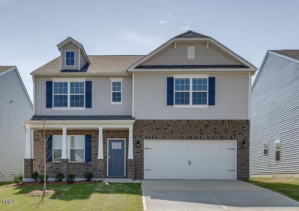28 Tributary Way Fuquay Varina, NC House Active - Photo 1 of 39. Opens carousel modal