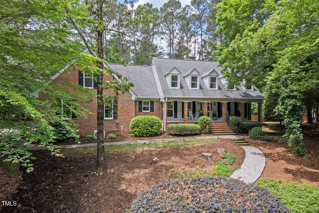 9900 Two Robins Court