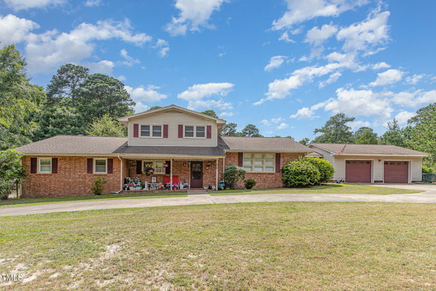 707 Ridge Drive
