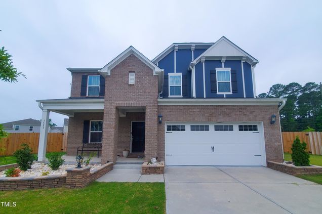3553 Lovage Drive Apex, NC House Active - Photo 1 of 22. Opens carousel modal