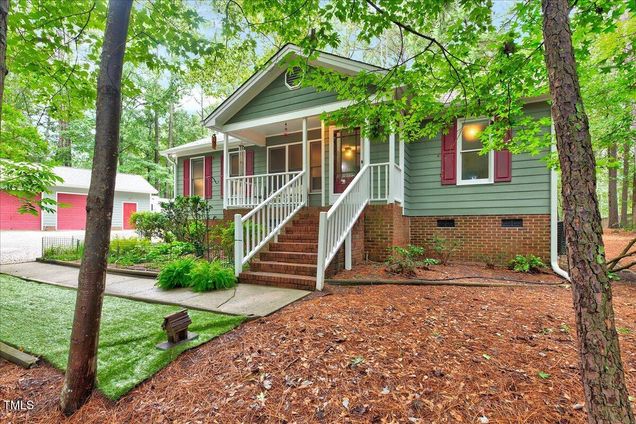 81 Woodland Ridge Drive