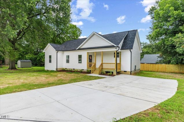 1034 Washington Street Burlington, NC House Active - Photo 1 of 25. Opens carousel modal