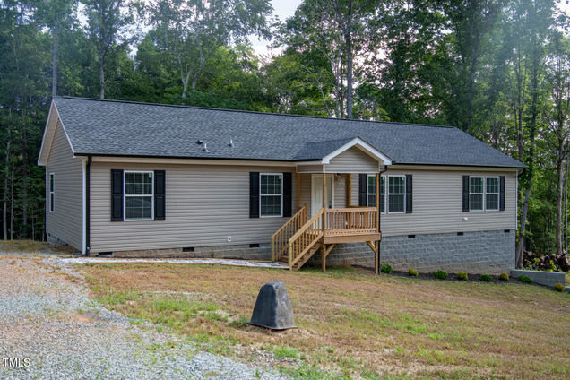 1475 Alta Vista Lane Graham, NC House Active - Photo 1 of 23. Opens carousel modal