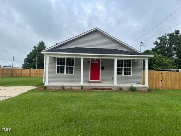 301 W Duke Street Dunn, NC House Active - Photo 1 of 27. Opens carousel modal
