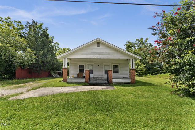 447 W Main Street