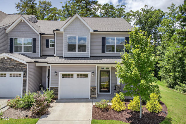 2010 Bunchberry Lane