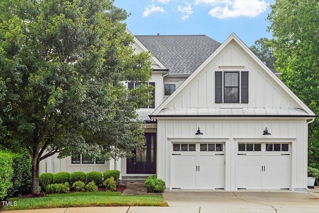 612 Hawks Ridge Court