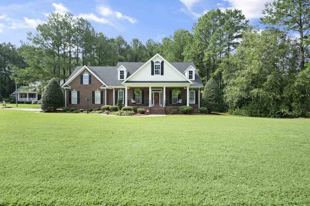 408 Parkside Place Zebulon, NC House Sold - Photo 1 of 30. Opens carousel modal