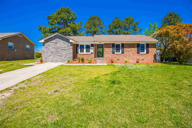 2214 Fieldcrest Road E Wilson, NC House Sold - Photo 1 of 28. Opens carousel modal