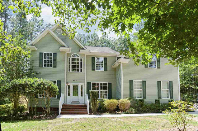 404 W Franklin Street Zebulon, NC House Sold - Photo 1 of 30. Opens carousel modal