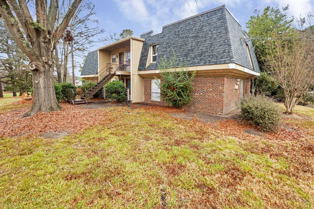 108 Ephesus Church Road Unit 614 Chapel Hill, NC Townhouse Sold - Photo 1 of 32. Opens carousel modal