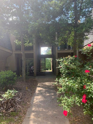108 Unit 5 Ephesus Church Road Unit 512 Chapel Hill, NC Condo Sold - Photo 1 of 10. Opens carousel modal