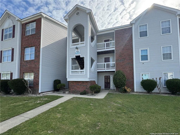 208 Waterdown Drive Unit 10
