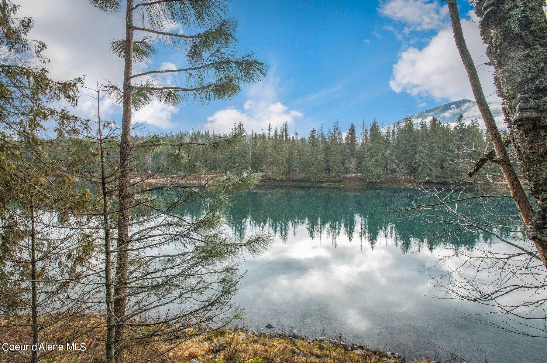 Lot 6 W Riv Dr  