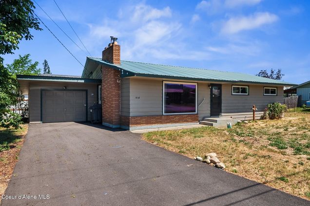 59 W Lincoln Ave Priest River, ID House Active - Photo 1 of 31. Opens carousel modal
