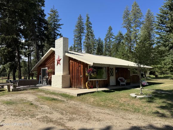 5034 Old Priest River Rd