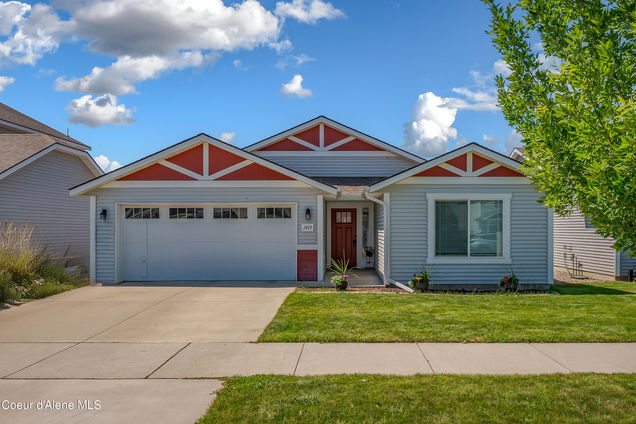 1419 N Skykomish Drive