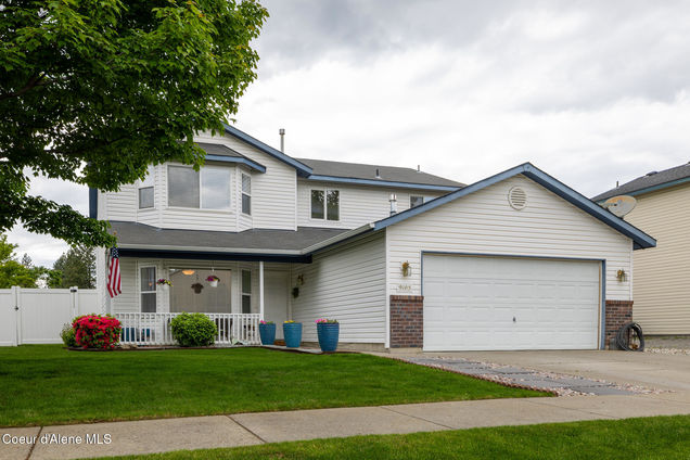 9105 N Prescott Dr Hayden, ID House Active - Photo 1 of 26. Opens carousel modal