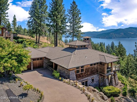 5574 W Onyx Cir Coeur d'Alene, ID House Active - Photo 1 of 70. Opens carousel modal