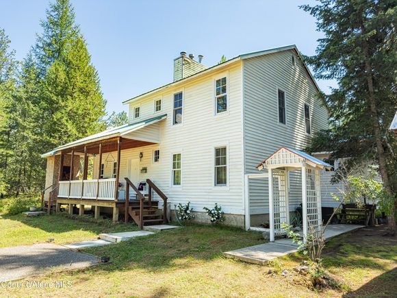 631 Wolverine Rd