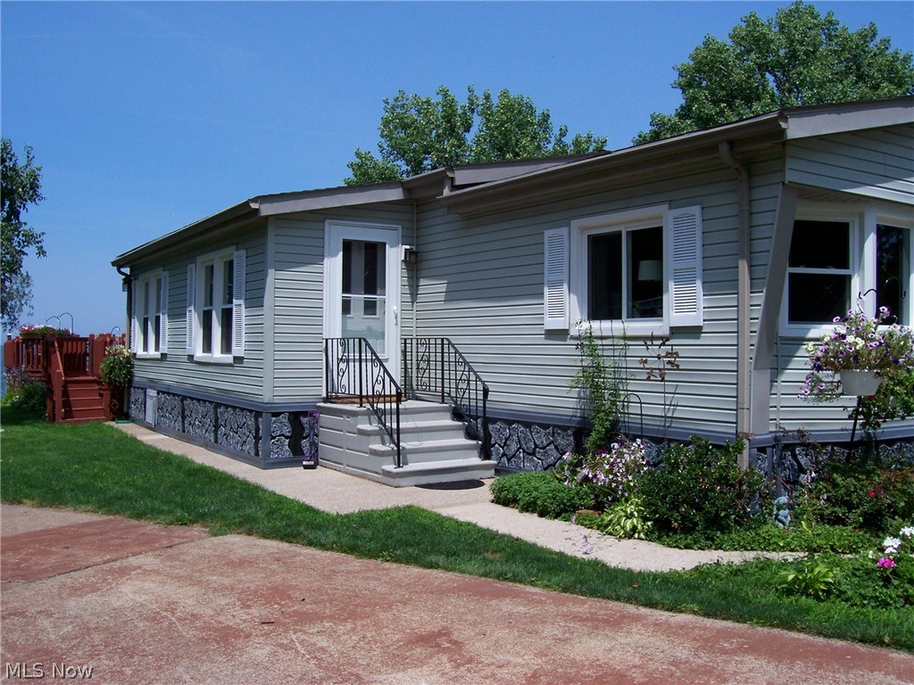 102 Coen Rd