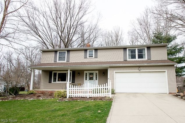 10263 Cherry Hill Drive Concord, OH House Sold - Photo 1 of 34. Opens carousel modal