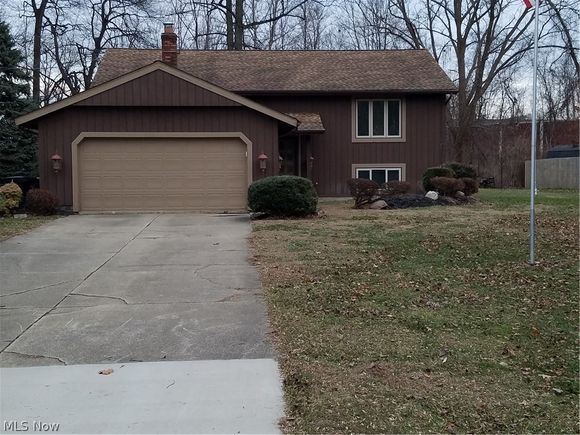 5715 Fortuna Drive Mentor, OH House Sold - Photo 1 of 14. Opens carousel modal