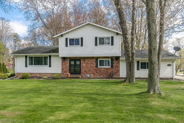 9400 Johnnycake Ridge Road Mentor, OH House Sold - Photo 1 of 34. Opens carousel modal