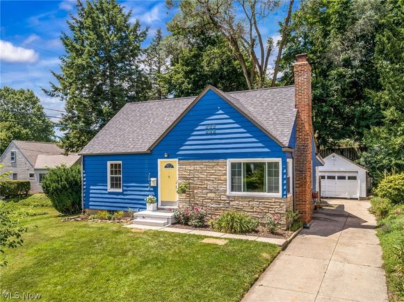 2020 26th Street Cuyahoga Falls, OH House Sold - Photo 1 of 26. Opens carousel modal