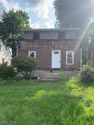 1439 Lander Road Mayfield Heights, OH House Sold - Photo 1 of 20. Opens carousel modal